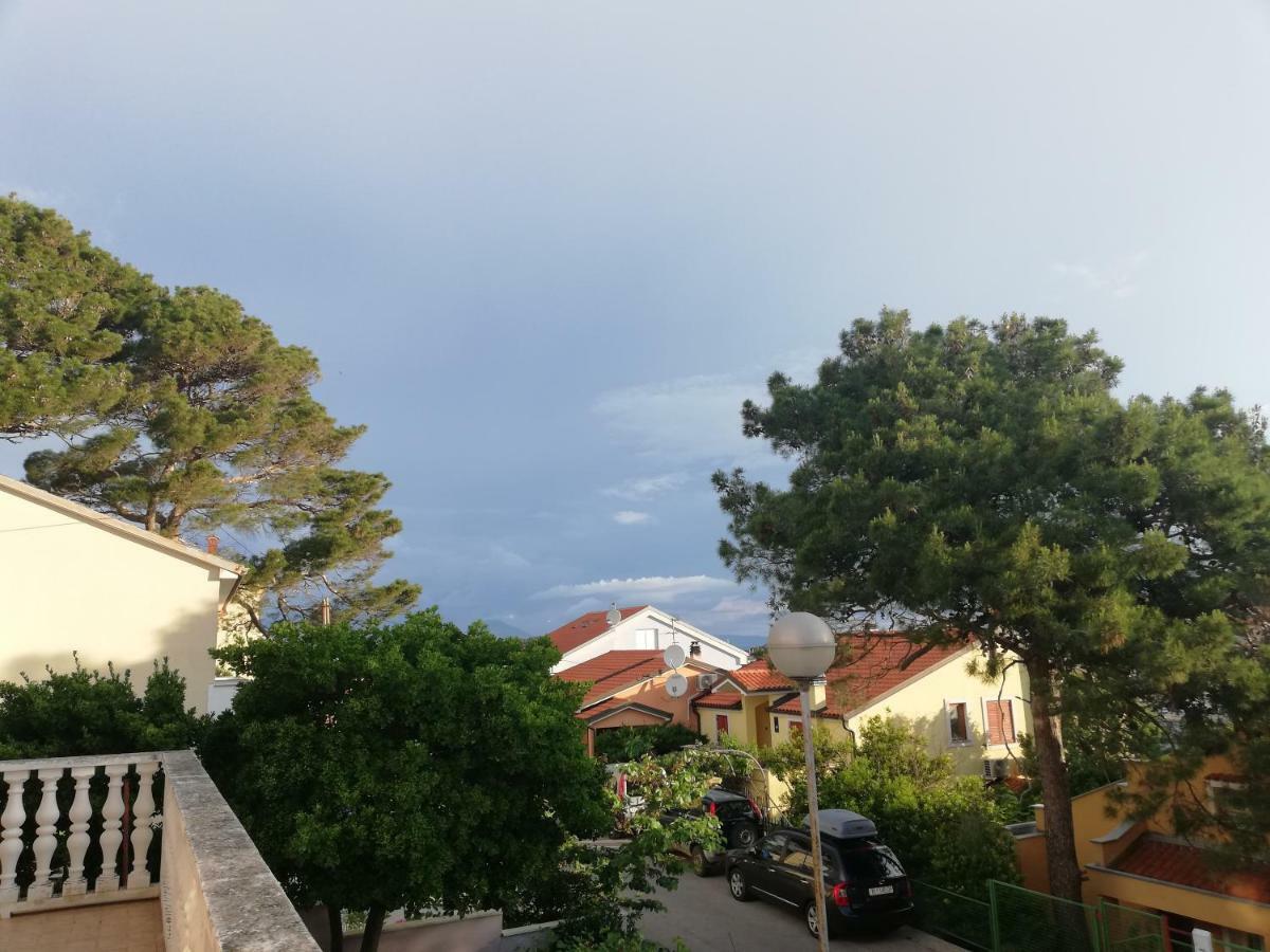 Apartment Senka Mali Losinj Exterior photo